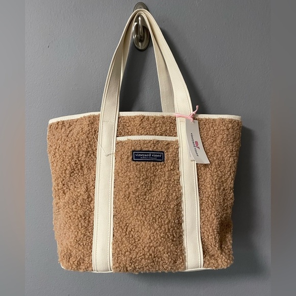 New. With tags! Vineyard Vines Sherpa Canvas Tote Bag. - Picture 1 of 8